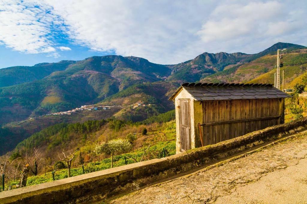 "Casa Do Avo Patricio" Mountain Experience Βίλα Parada  Εξωτερικό φωτογραφία